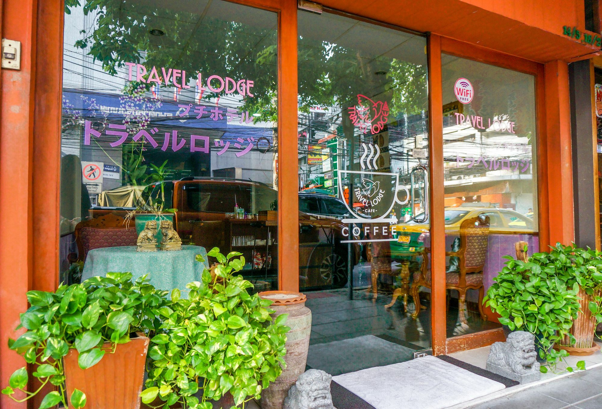 Travel Lodge Surawong (Adults Only) Bangkok Dış mekan fotoğraf