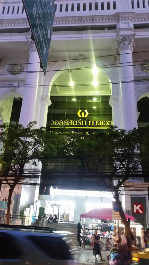 Travel Lodge Surawong (Adults Only) Bangkok Dış mekan fotoğraf